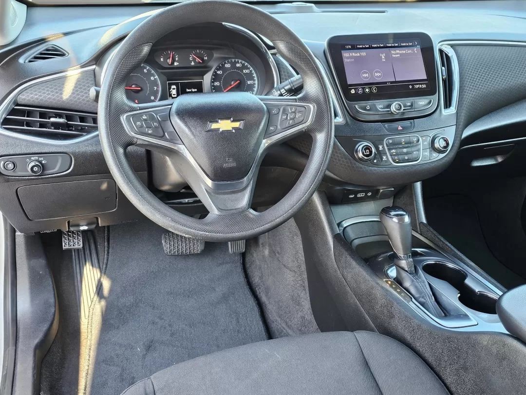 2019 /Jet Black Chevrolet Malibu LT (1G1ZD5ST9KF) with an Other engine, located at 1430 Gateway Drive, Opelika, AL, 36801, (334) 239-0944, 32.637871, -85.409790 - Discover the perfect blend of style, efficiency, and technology with this 2019 Chevrolet Malibu LT, now available at Gils Auto in Phenix City, AL! If you're looking for a reliable sedan that excels in daily commutes, weekend adventures, or family outings, this Malibu is an excellent choice. With its - Photo#15