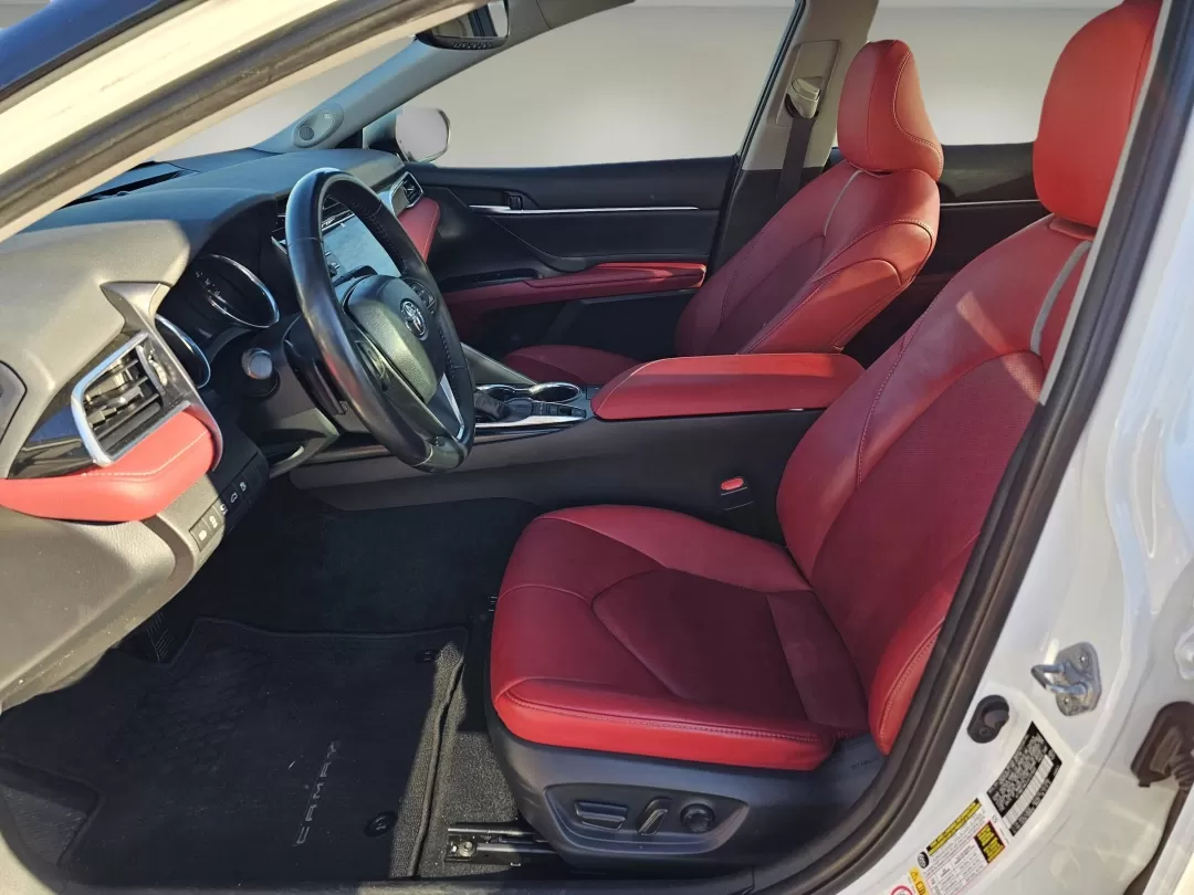 2018 Toyota Camry XSE (4T1B61HK3JU) with an Other engine, located at 5115 14th Ave., Columbus, GA, 31904, (706) 323-0345, 32.511494, -84.971046 - ### Elevate Your Daily Drive with the 2018 Toyota Camry XSE at Gils Auto in Phenix City, AL<br /> <br /> If you're searching for a stylish and reliable sedan that effortlessly combines comfort, technology, and performance, look no further than the 2018 Toyota Camry XSE. Perfect for daily commuters, - Photo#9