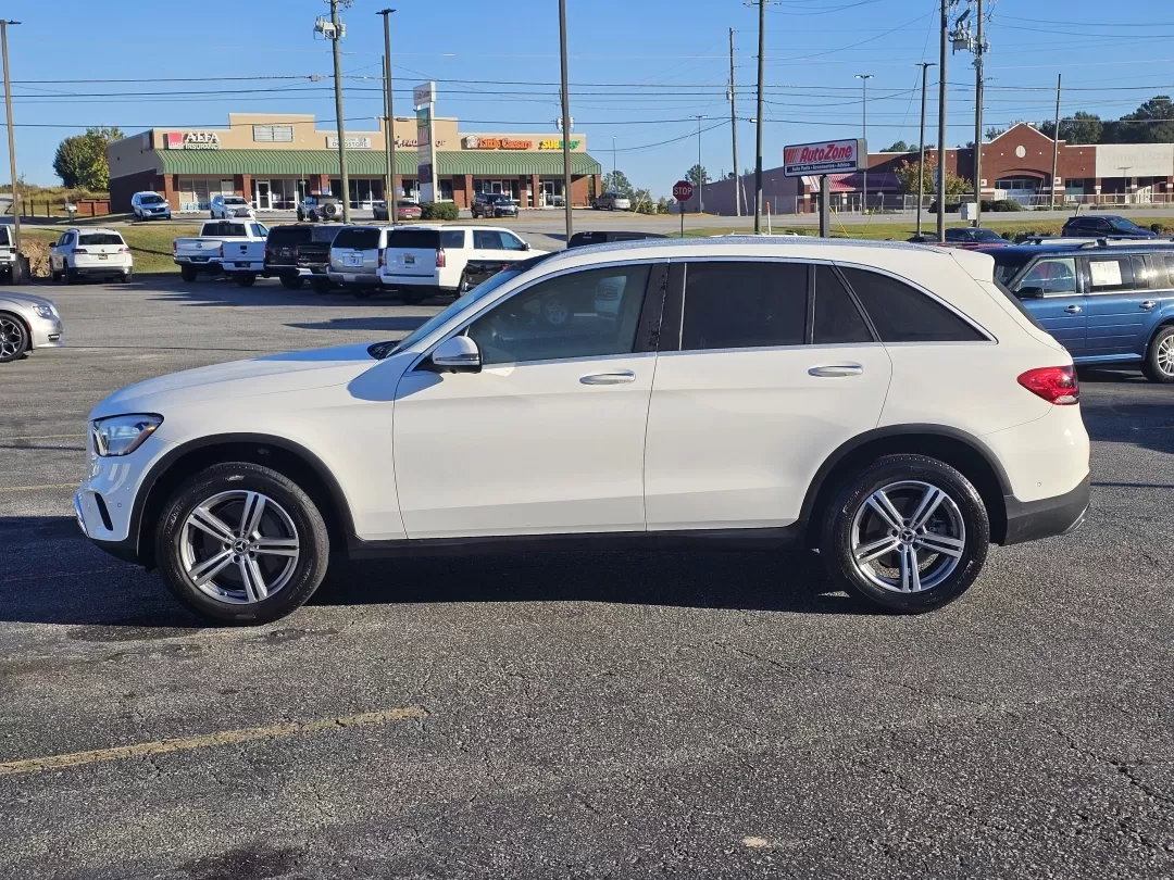 2021 Mercedes-Benz GLC GLC 300 (W1N0G8DB9MV) with an Other engine, located at 3959 U.S. 80 W, Phenix City, AL, 36870, (334) 297-4885, 32.469296, -85.135185 - ### Adventure Awaits with the 2021 Mercedes-Benz GLC 300 at Gils Auto!<br /> <br /> Are you ready to elevate your driving experience? Whether you're navigating the bustling streets of Phenix City, AL, commuting to work, or taking weekend road trips with family and friends, the 2021 Mercedes-Benz GLC - Photo#7