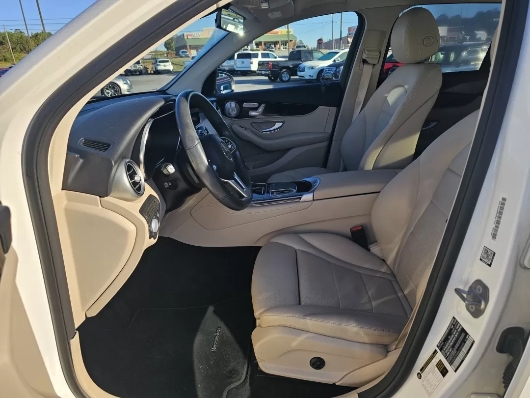 2021 Mercedes-Benz GLC GLC 300 (W1N0G8DB9MV) with an Other engine, located at 3959 U.S. 80 W, Phenix City, AL, 36870, (334) 297-4885, 32.469296, -85.135185 - ### Adventure Awaits with the 2021 Mercedes-Benz GLC 300 at Gils Auto!<br /> <br /> Are you ready to elevate your driving experience? Whether you're navigating the bustling streets of Phenix City, AL, commuting to work, or taking weekend road trips with family and friends, the 2021 Mercedes-Benz GLC - Photo#9