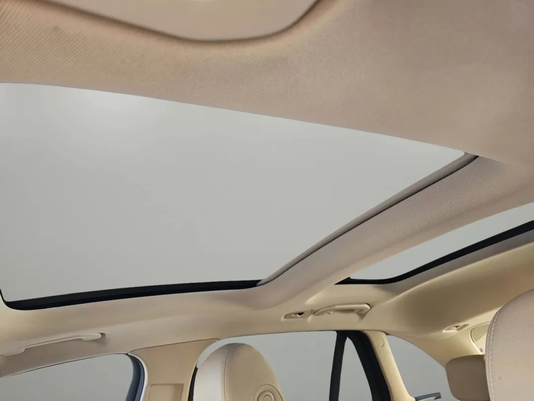 2021 Mercedes-Benz GLC GLC 300 (W1N0G8DB9MV) with an Other engine, located at 521 Old Farm Lane Rd, Prattville, AL, 36066, (334) 325-1505, 32.482460, -86.416367 - ### Adventure Awaits with the 2021 Mercedes-Benz GLC 300 at Gils Auto!<br /> <br /> Are you ready to elevate your driving experience? Whether you're navigating the bustling streets of Phenix City, AL, commuting to work, or taking weekend road trips with family and friends, the 2021 Mercedes-Benz GLC - Photo#10