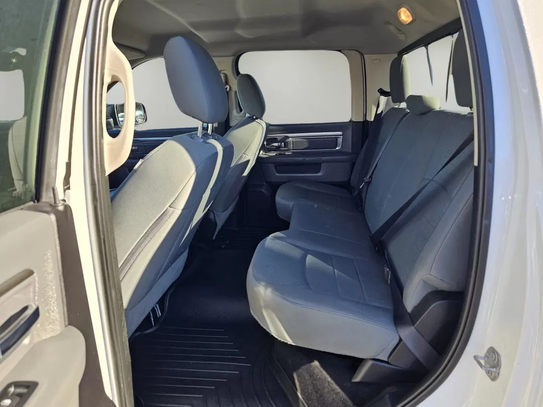 2016 /Diesel Gray/Black Ram 2500 SLT (3C6TR5DT2GG) with an Other engine, located at 1430 Gateway Drive, Opelika, AL, 36801, (334) 239-0944, 32.637871, -85.409790 - 2016 Ram 2500 SLT - Photo#14