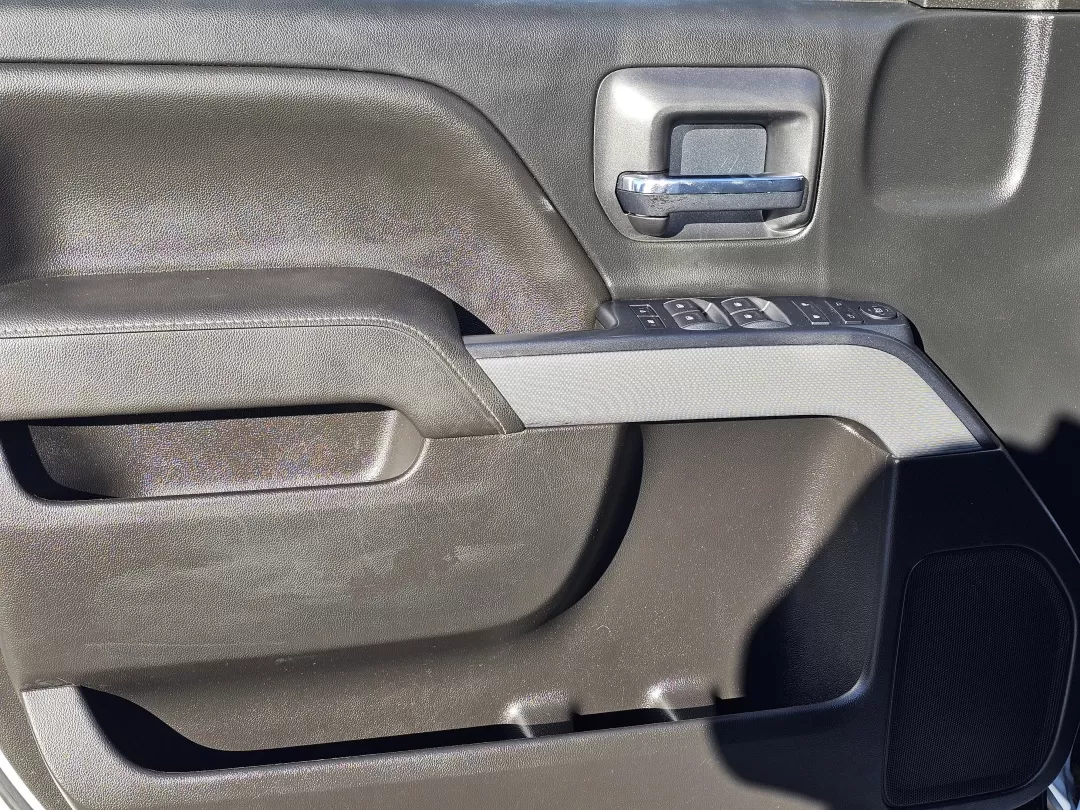 2017 /Jet Black Chevrolet Silverado 1500 LT (1GCVKREC3HZ) with an Other engine, located at 3959 U.S. 80 W, Phenix City, AL, 36870, (334) 297-4885, 32.469296, -85.135185 - Experience the thrill of adventure with the 2017 Chevrolet Silverado 1500 LT Extended Cab Pickup, available now at Gils Auto, your trusted Buy Here Pay Here dealership located at 3959 U.S. 80 W, Phenix City, AL 36870. With its rugged design and power-packed performance, this truck is perfect for wee - Photo#8