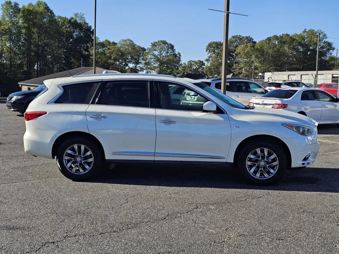 2015 /Wheat Infiniti QX60 (5N1AL0MN8FC) with an Other engine, located at 3959 U.S. 80 W, Phenix City, AL, 36870, (334) 297-4885, 32.469296, -85.135185 - **Explore the Perfect Family SUV: 2015 Infiniti QX60 at Gils Auto - Phenix City**<br /> <br /> Are you searching for the ideal family SUV that seamlessly combines comfort, safety, and style? Look no further! Presenting the 2015 Infiniti QX60, a vehicle designed for growing families and adventurers a - Photo#3