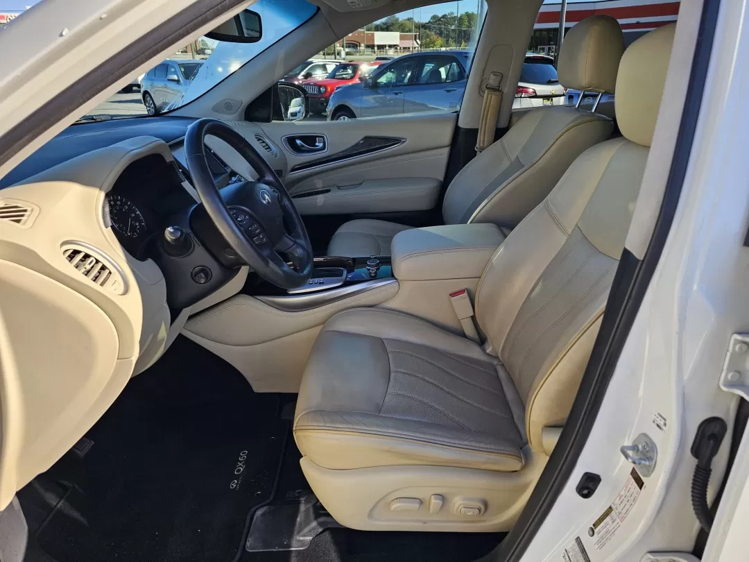 2015 /Wheat Infiniti QX60 (5N1AL0MN8FC) with an Other engine, located at 3959 U.S. 80 W, Phenix City, AL, 36870, (334) 297-4885, 32.469296, -85.135185 - **Explore the Perfect Family SUV: 2015 Infiniti QX60 at Gils Auto - Phenix City**<br /> <br /> Are you searching for the ideal family SUV that seamlessly combines comfort, safety, and style? Look no further! Presenting the 2015 Infiniti QX60, a vehicle designed for growing families and adventurers a - Photo#9