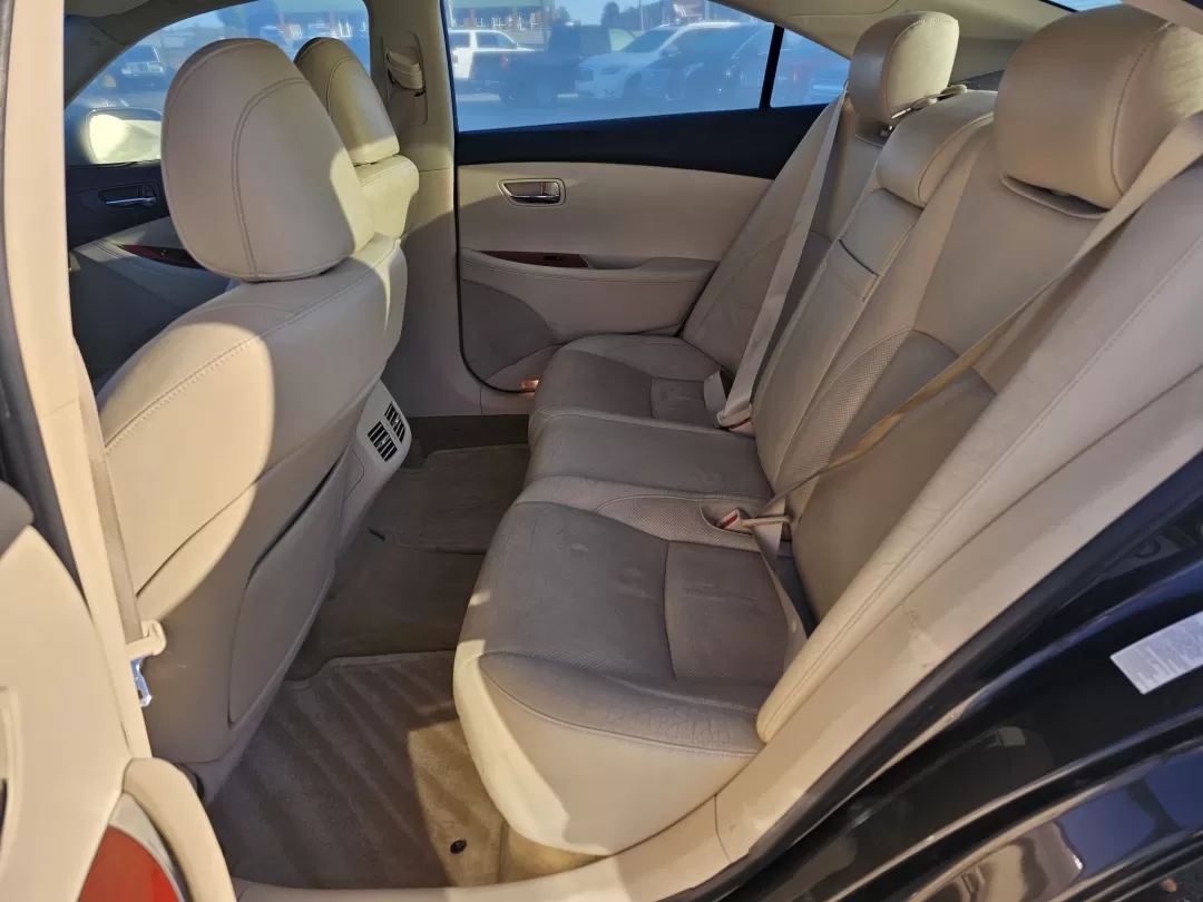 2011 Lexus ES 350 (JTHBK1EG5B2) with an Other engine, located at 804 22nd Ave, Phenix City, AL, 36870, (334) 297-1860, 32.484749, -85.024475 - Discover the perfect blend of style and comfort with this stunning 2011 Lexus ES 350, available now at Gils Auto - Phenix City #2. Located in the heart of Phenix City, AL at 804 22nd Ave, we specialize in providing exceptional vehicles to our community with our Buy Here Pay Here financing options, m - Photo#14