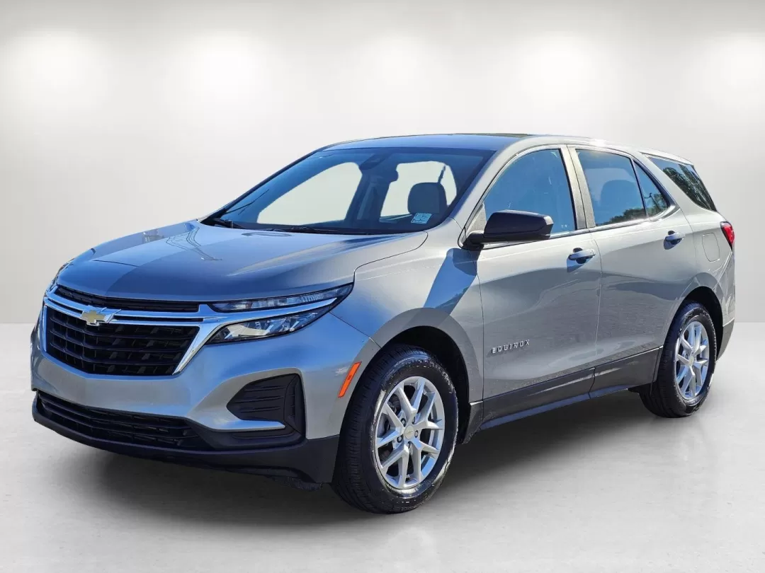 2023 /Medium Ash Gray Chevrolet Equinox LS (3GNAXHEG0PL) with an Other engine, located at 3959 U.S. 80 W, Phenix City, AL, 36870, (334) 297-4885, 32.469296, -85.135185 - **Discover Your Next Adventure with the 2023 Chevrolet Equinox LS at Gils Auto!**<br /> <br /> Are you ready to elevate your family outings, weekend getaways, or daily commutes? The 2023 Chevrolet Equinox LS is the perfect companion for those who crave versatility and comfort without compromising on - Photo#1