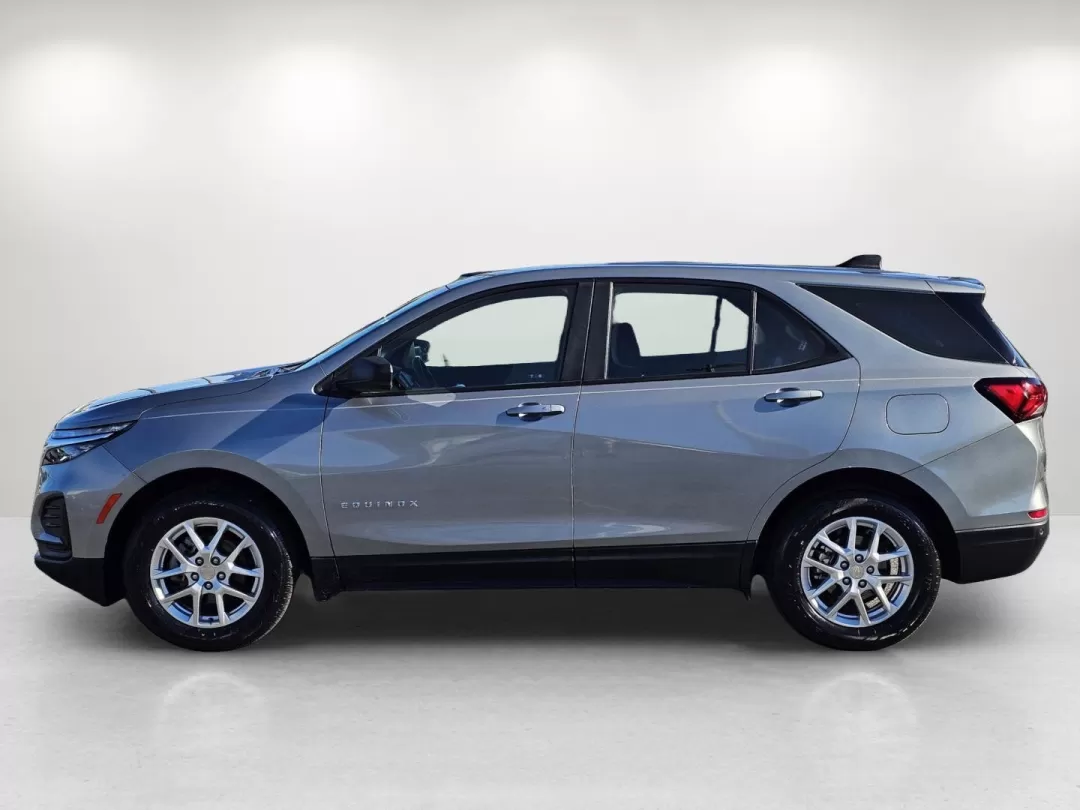 2023 /Medium Ash Gray Chevrolet Equinox LS (3GNAXHEG0PL) with an Other engine, located at 3959 U.S. 80 W, Phenix City, AL, 36870, (334) 297-4885, 32.469296, -85.135185 - **Discover Your Next Adventure with the 2023 Chevrolet Equinox LS at Gils Auto!**<br /> <br /> Are you ready to elevate your family outings, weekend getaways, or daily commutes? The 2023 Chevrolet Equinox LS is the perfect companion for those who crave versatility and comfort without compromising on - Photo#8