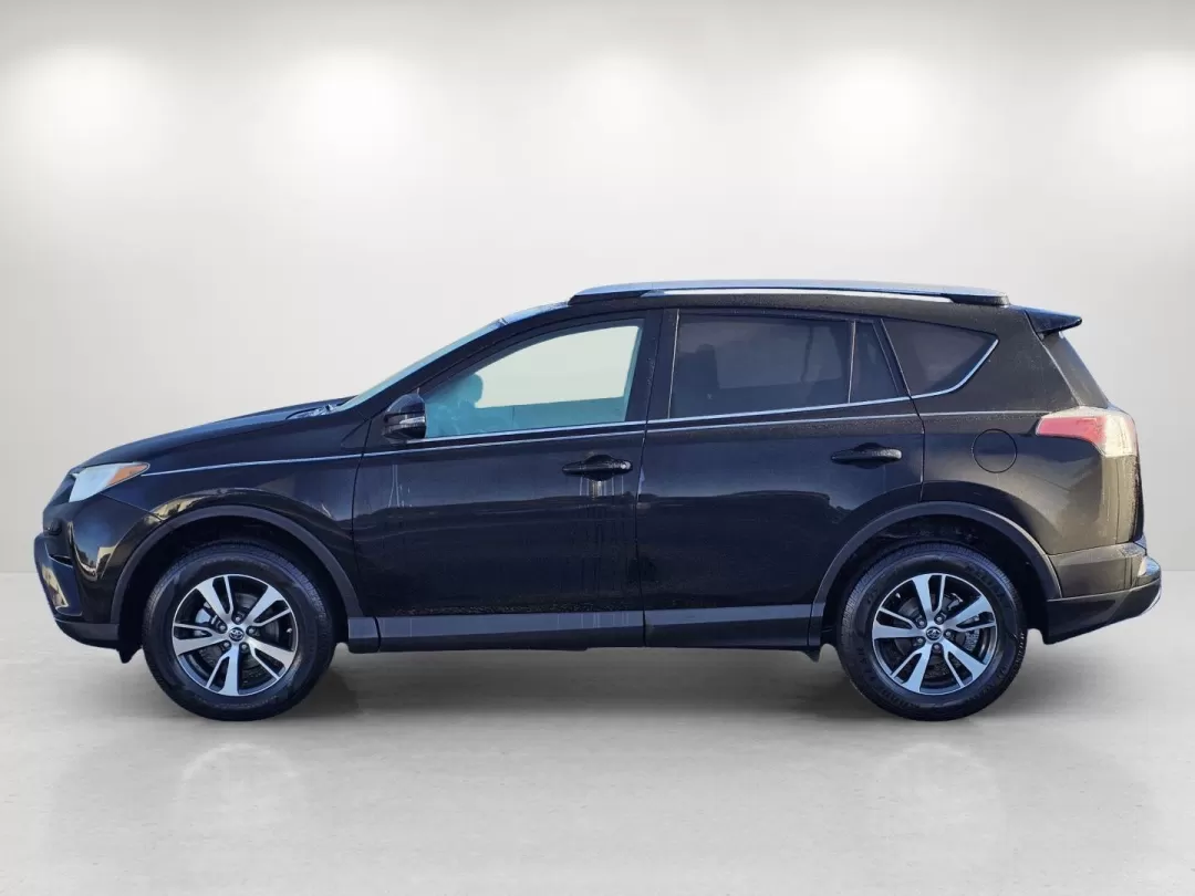 2018 Toyota RAV4 XLE (2T3RFREV3JW) with an Other engine, located at 1430 Gateway Drive, Opelika, AL, 36801, (334) 239-0944, 32.637871, -85.409790 - **Discover Adventure with the 2018 Toyota RAV4 Your Perfect SUV for Family Road Trips and Daily Commutes!**<br /> <br /> Are you ready to embrace freedom and adventure while ensuring safety and comfort for your family? Look no further than this stunning 2018 Toyota RAV4, available at Gils Auto in P - Photo#8