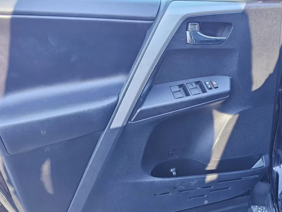 2018 Toyota RAV4 XLE (2T3RFREV3JW) with an Other engine, located at 1430 Gateway Drive, Opelika, AL, 36801, (334) 239-0944, 32.637871, -85.409790 - **Discover Adventure with the 2018 Toyota RAV4 Your Perfect SUV for Family Road Trips and Daily Commutes!**<br /> <br /> Are you ready to embrace freedom and adventure while ensuring safety and comfort for your family? Look no further than this stunning 2018 Toyota RAV4, available at Gils Auto in P - Photo#9