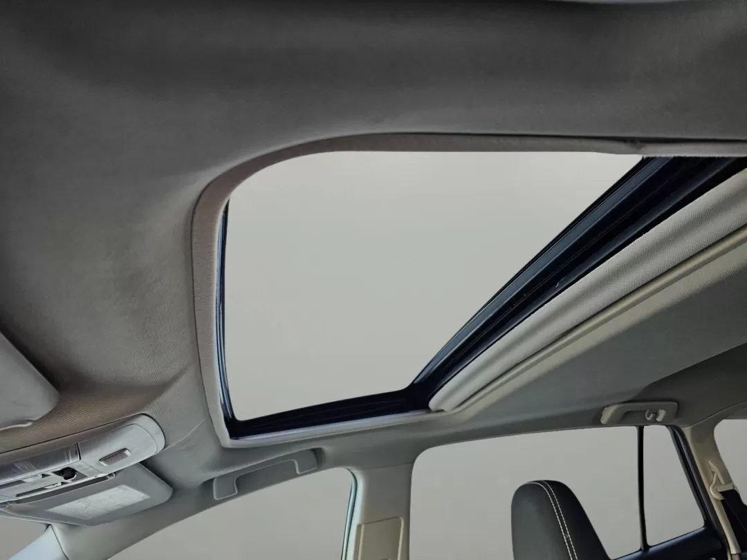 2018 Toyota RAV4 XLE (2T3RFREV3JW) with an Other engine, located at 804 22nd Ave, Phenix City, AL, 36870, (334) 297-1860, 32.484749, -85.024475 - **Discover Adventure with the 2018 Toyota RAV4 Your Perfect SUV for Family Road Trips and Daily Commutes!**<br /> <br /> Are you ready to embrace freedom and adventure while ensuring safety and comfort for your family? Look no further than this stunning 2018 Toyota RAV4, available at Gils Auto in P - Photo#10