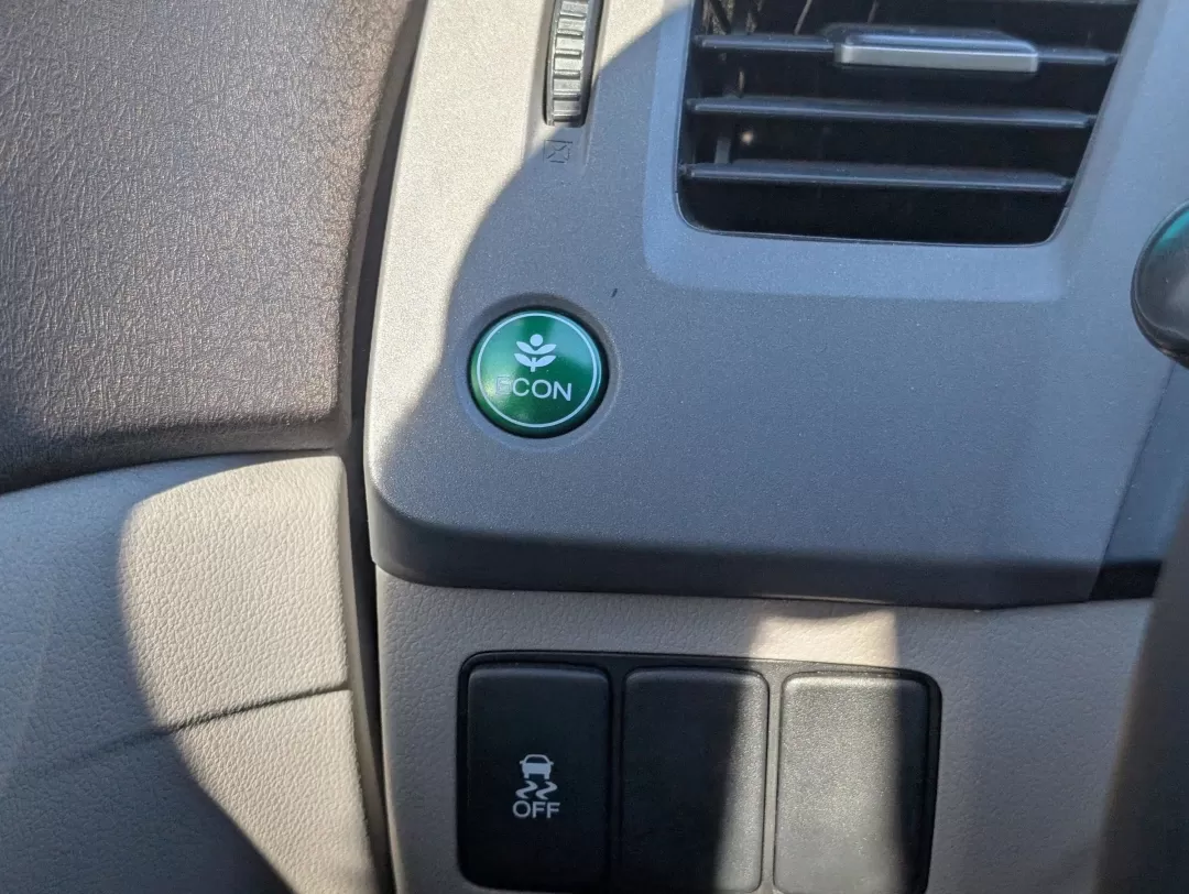 2012 Honda Civic Sdn LX (19XFB2F51CE) with an Other engine, located at 3959 U.S. 80 W, Phenix City, AL, 36870, (334) 297-4885, 32.469296, -85.135185 - Elevate your daily commute or weekend adventures with the stunning 2012 Honda Civic Sedan! This reliable and stylish vehicle is perfect for budget-conscious buyers and those looking for a dependable second chance auto financing option. At Gils Auto, located at 3959 U.S. 80 W in Phenix City, AL, we s - Photo#17