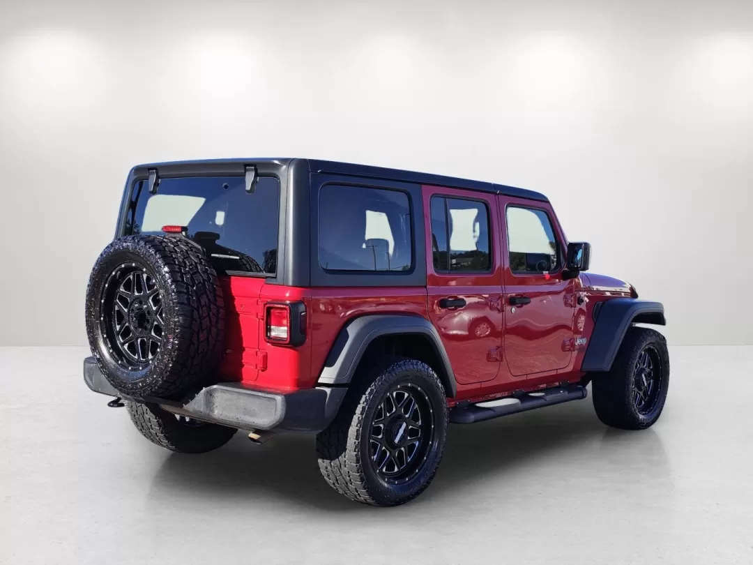 2018 /Black Jeep Wrangler Sport (1C4HJXDG9JW) with an Other engine, located at 3959 U.S. 80 W, Phenix City, AL, 36870, (334) 297-4885, 32.469296, -85.135185 - **Unleash Adventure with This 2018 Jeep Wrangler Sport! Perfect for Weekend Warriors and Daily Commuters Alike!**<br /> <br /> If you're searching for a versatile vehicle that can seamlessly transition from daily commutes to thrilling weekend adventures, look no further than this stunning 2018 Jeep - Photo#4