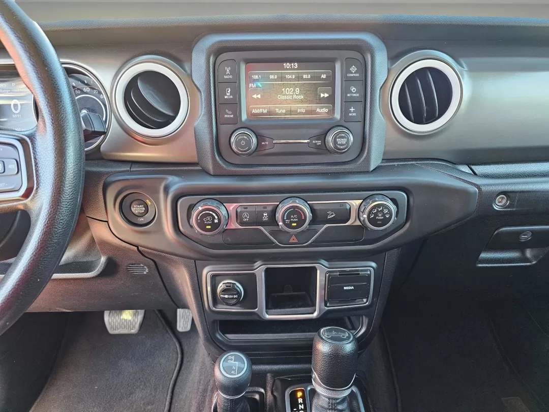 2018 /Black Jeep Wrangler Sport (1C4HJXDG9JW) with an Other engine, located at 3959 U.S. 80 W, Phenix City, AL, 36870, (334) 297-4885, 32.469296, -85.135185 - **Unleash Adventure with This 2018 Jeep Wrangler Sport! Perfect for Weekend Warriors and Daily Commuters Alike!**<br /> <br /> If you're searching for a versatile vehicle that can seamlessly transition from daily commutes to thrilling weekend adventures, look no further than this stunning 2018 Jeep - Photo#11