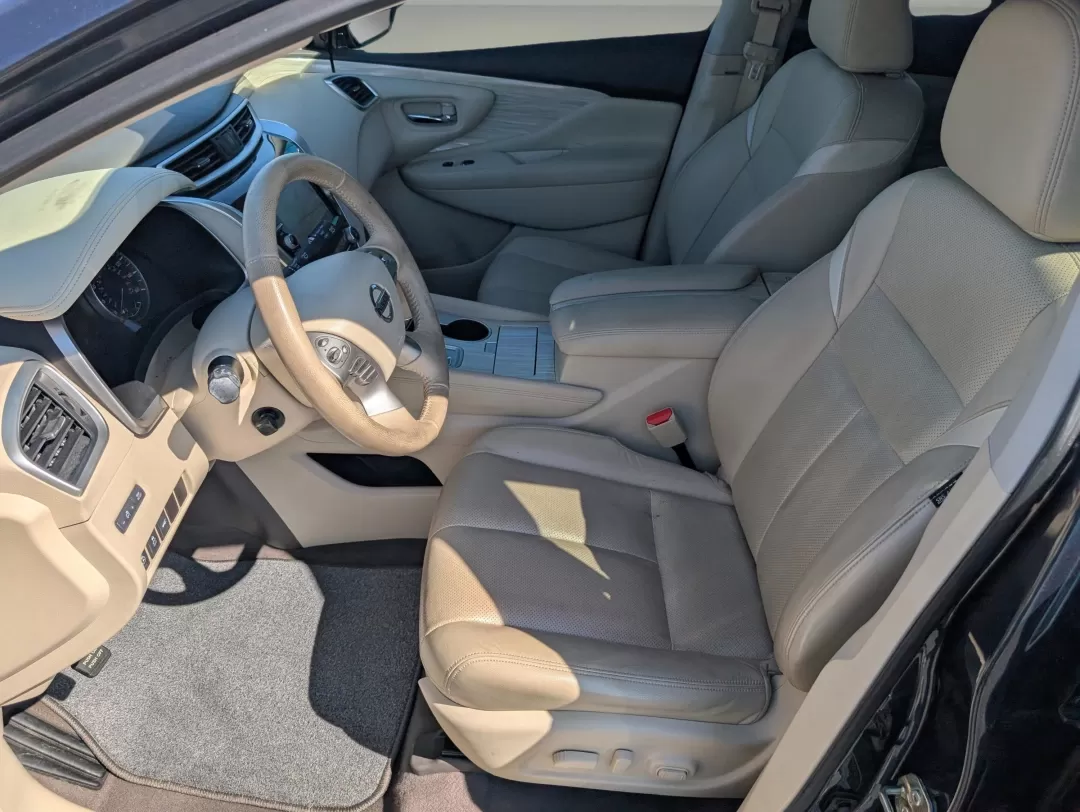 2016 /Beige Nissan Murano Platinum (5N1AZ2MG4GN) with an Other engine, located at 3959 U.S. 80 W, Phenix City, AL, 36870, (334) 297-4885, 32.469296, -85.135185 - Elevate your driving experience with the 2016 Nissan Murano Platinum, now available at Gils Auto in Phenix City, AL. Imagine cruising down the scenic U.S. 80 W, your family comfortably settled in the spacious interior of this stylish SUV, complete with luxurious beige leather-appointed seats and a p - Photo#12