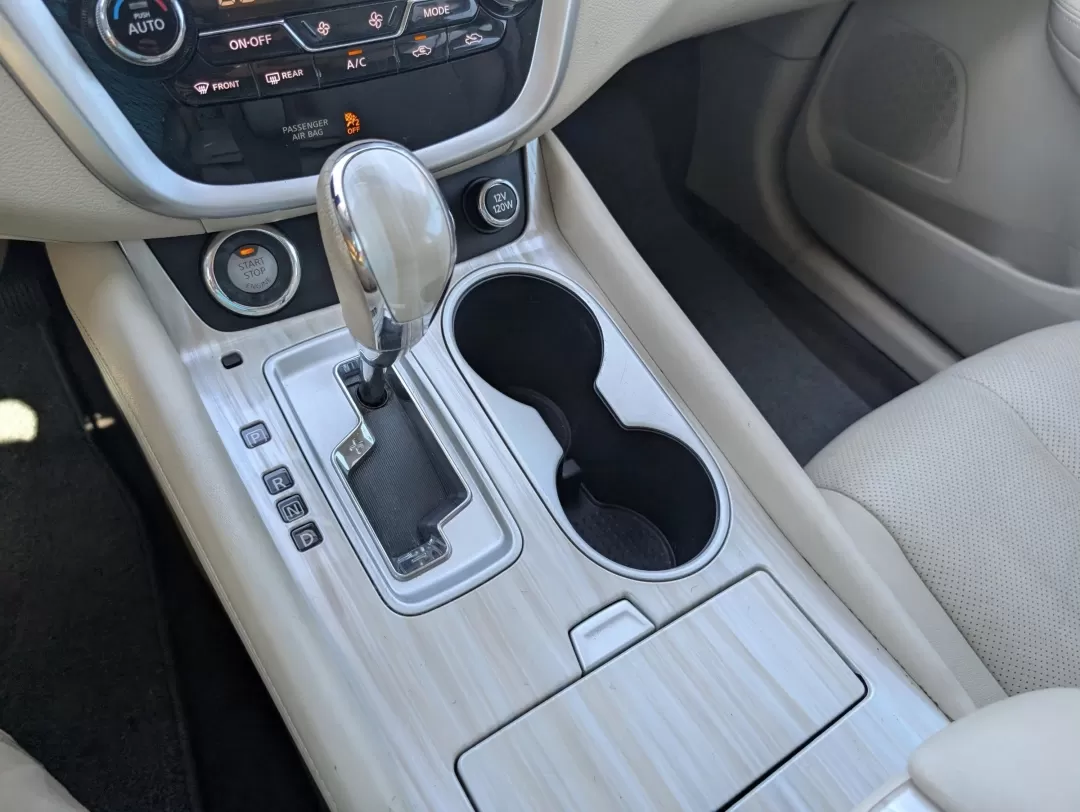 2016 /Beige Nissan Murano Platinum (5N1AZ2MG4GN) with an Other engine, located at 3959 U.S. 80 W, Phenix City, AL, 36870, (334) 297-4885, 32.469296, -85.135185 - Elevate your driving experience with the 2016 Nissan Murano Platinum, now available at Gils Auto in Phenix City, AL. Imagine cruising down the scenic U.S. 80 W, your family comfortably settled in the spacious interior of this stylish SUV, complete with luxurious beige leather-appointed seats and a p - Photo#15