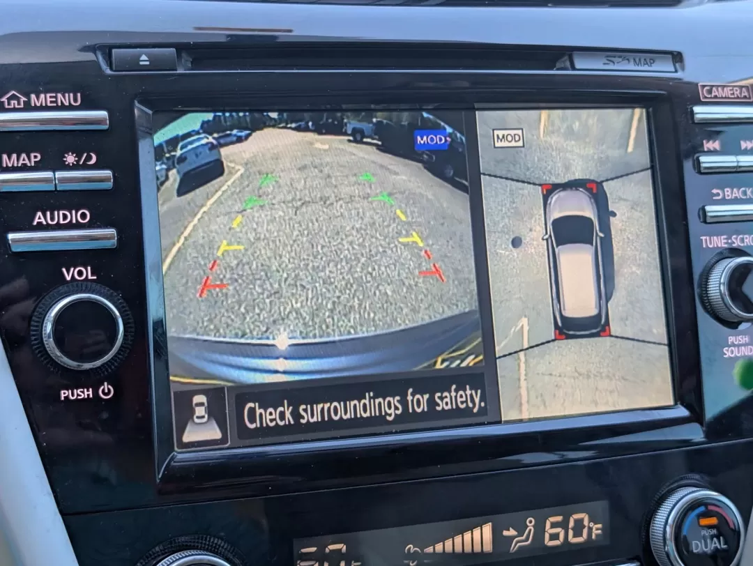 2016 /Beige Nissan Murano Platinum (5N1AZ2MG4GN) with an Other engine, located at 3959 U.S. 80 W, Phenix City, AL, 36870, (334) 297-4885, 32.469296, -85.135185 - Elevate your driving experience with the 2016 Nissan Murano Platinum, now available at Gils Auto in Phenix City, AL. Imagine cruising down the scenic U.S. 80 W, your family comfortably settled in the spacious interior of this stylish SUV, complete with luxurious beige leather-appointed seats and a p - Photo#17