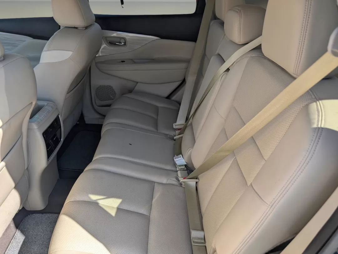 2016 /Beige Nissan Murano Platinum (5N1AZ2MG4GN) with an Other engine, located at 5115 14th Ave., Columbus, GA, 31904, (706) 323-0345, 32.511494, -84.971046 - Elevate your driving experience with the 2016 Nissan Murano Platinum, now available at Gils Auto in Phenix City, AL. Imagine cruising down the scenic U.S. 80 W, your family comfortably settled in the spacious interior of this stylish SUV, complete with luxurious beige leather-appointed seats and a p - Photo#13