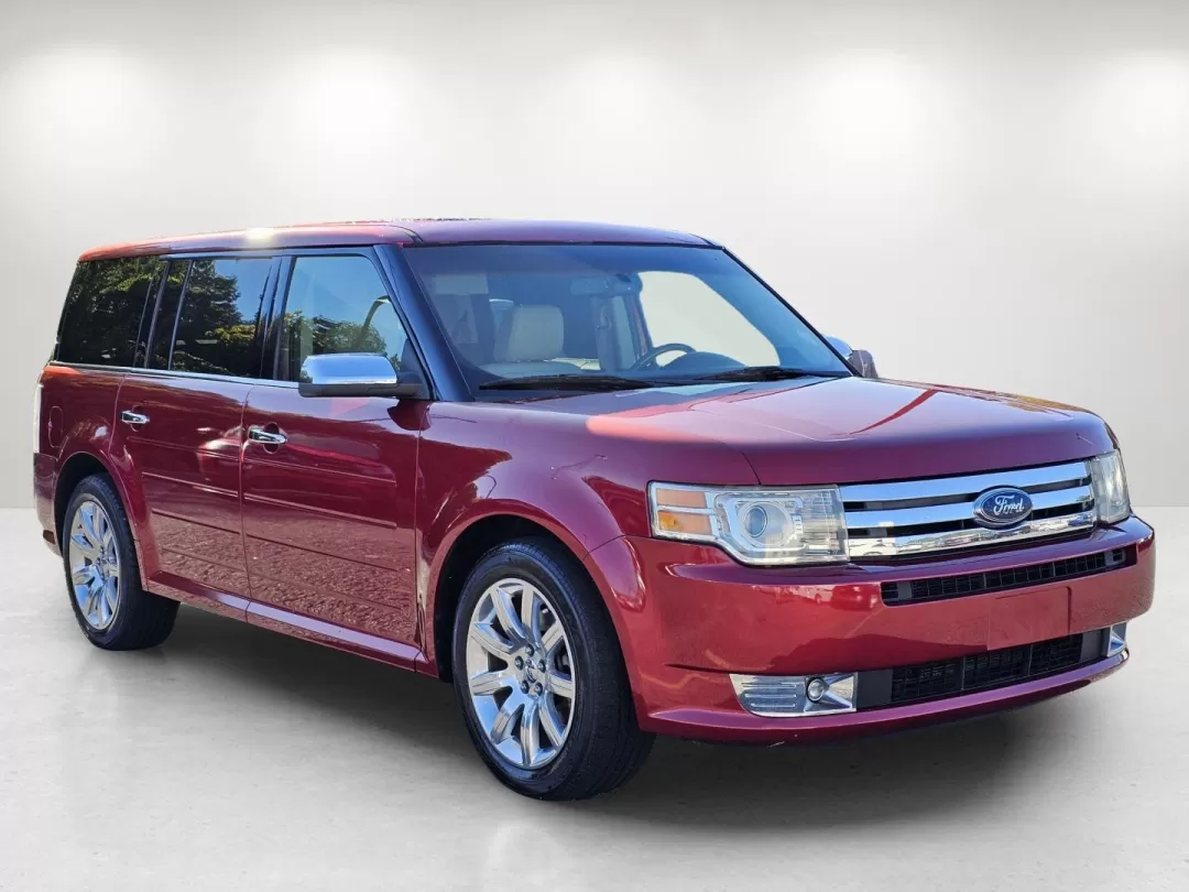 2009 Ford Flex Limited (2FMDK53C69B) with an Other engine, located at 3959 U.S. 80 W, Phenix City, AL, 36870, (334) 297-4885, 32.469296, -85.135185 - **Unleash Your Adventurous Spirit with the 2009 Ford Flex Limited Perfect for Every Family Outing!**<br /> <br /> Are you ready to elevate your family adventures? The 2009 Ford Flex Limited is here to make every road trip a memorable experience. Whether you're navigating the streets of Phenix City - Photo#3