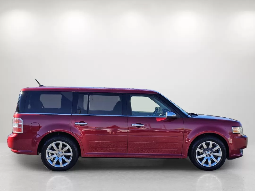 2009 Ford Flex Limited (2FMDK53C69B) with an Other engine, located at 3959 U.S. 80 W, Phenix City, AL, 36870, (334) 297-4885, 32.469296, -85.135185 - **Unleash Your Adventurous Spirit with the 2009 Ford Flex Limited Perfect for Every Family Outing!**<br /> <br /> Are you ready to elevate your family adventures? The 2009 Ford Flex Limited is here to make every road trip a memorable experience. Whether you're navigating the streets of Phenix City - Photo#4