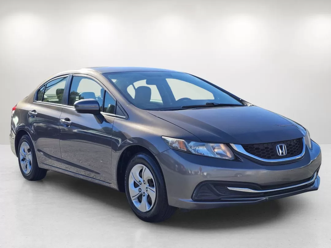 2014 Honda Civic Sedan LX (2HGFB2F52EH) with an Other engine, located at 1430 Gateway Drive, Opelika, AL, 36801, (334) 239-0944, 32.637871, -85.409790 - Are you on the lookout for a dependable sedan that combines fuel efficiency with a comfortable ride? Look no further than this 2014 Honda Civic Sedan, available now at Gils Auto in Phenix City, AL. Perfect for budget-conscious buyers, this vehicle is not just economical; it's also a practical choice - Photo#3