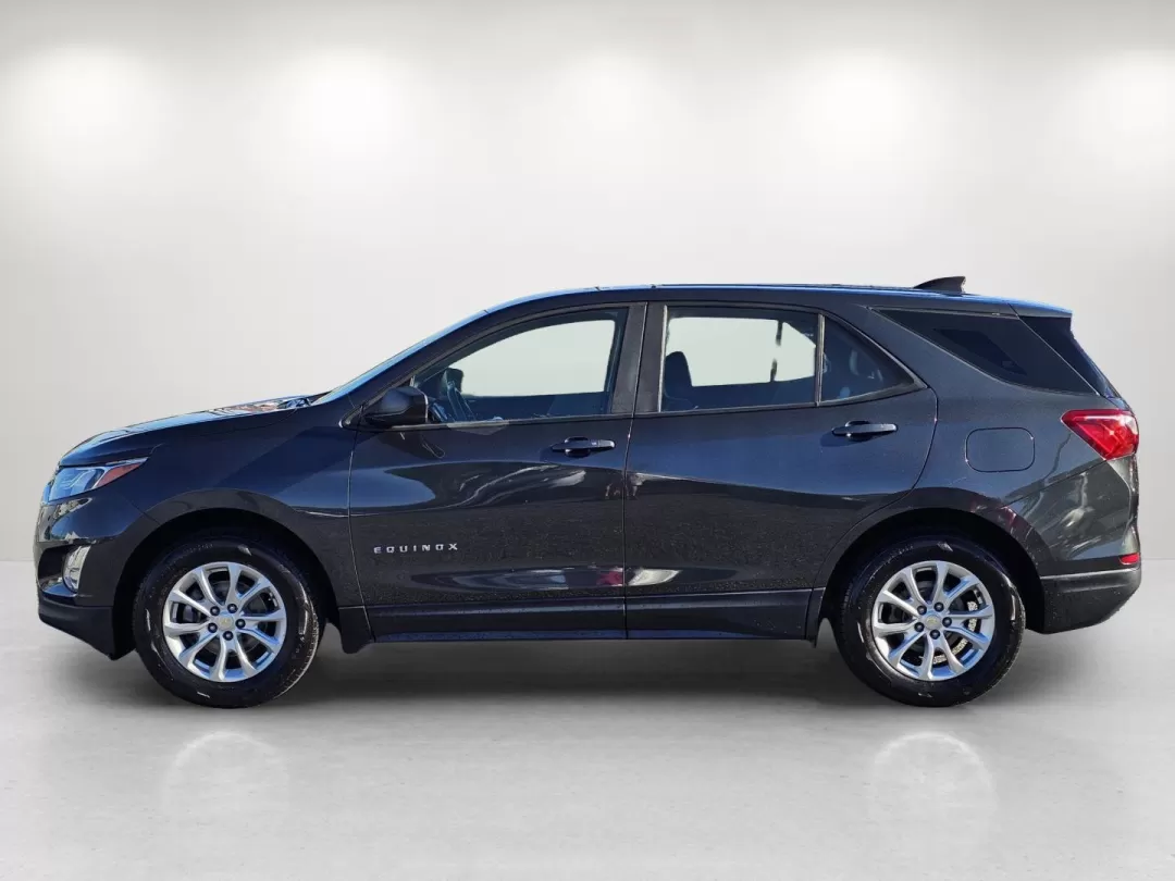 2020 /Medium Ash Gray Chevrolet Equinox LS (2GNAXHEV0L6) with an Other engine, located at 1430 Gateway Drive, Opelika, AL, 36801, (334) 239-0944, 32.637871, -85.409790 - **Discover Your Adventurous Side with the 2020 Chevrolet Equinox LS at Gils Auto!** <br /> <br /> If you're searching for a reliable vehicle that can enhance your lifestyle-whether you're a busy professional commuting through Phenix City or a growing family embarking on weekend adventures-the 2020 C - Photo#8