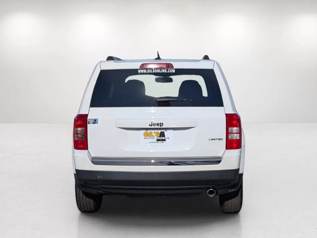 2014 /Dark Slate Gray Jeep Patriot Limited (1C4NJPCB8ED) with an Other engine, located at 5115 14th Ave., Columbus, GA, 31904, (706) 323-0345, 32.511494, -84.971046 - Discover the ultimate blend of style and practicality with the 2014 Jeep Patriot Limited, an SUV designed for those who refuse to compromise on adventure or comfort. Whether you're exploring the scenic routes of the Chattahoochee River or commuting through the bustling streets of Phenix City, AL, th - Photo#5