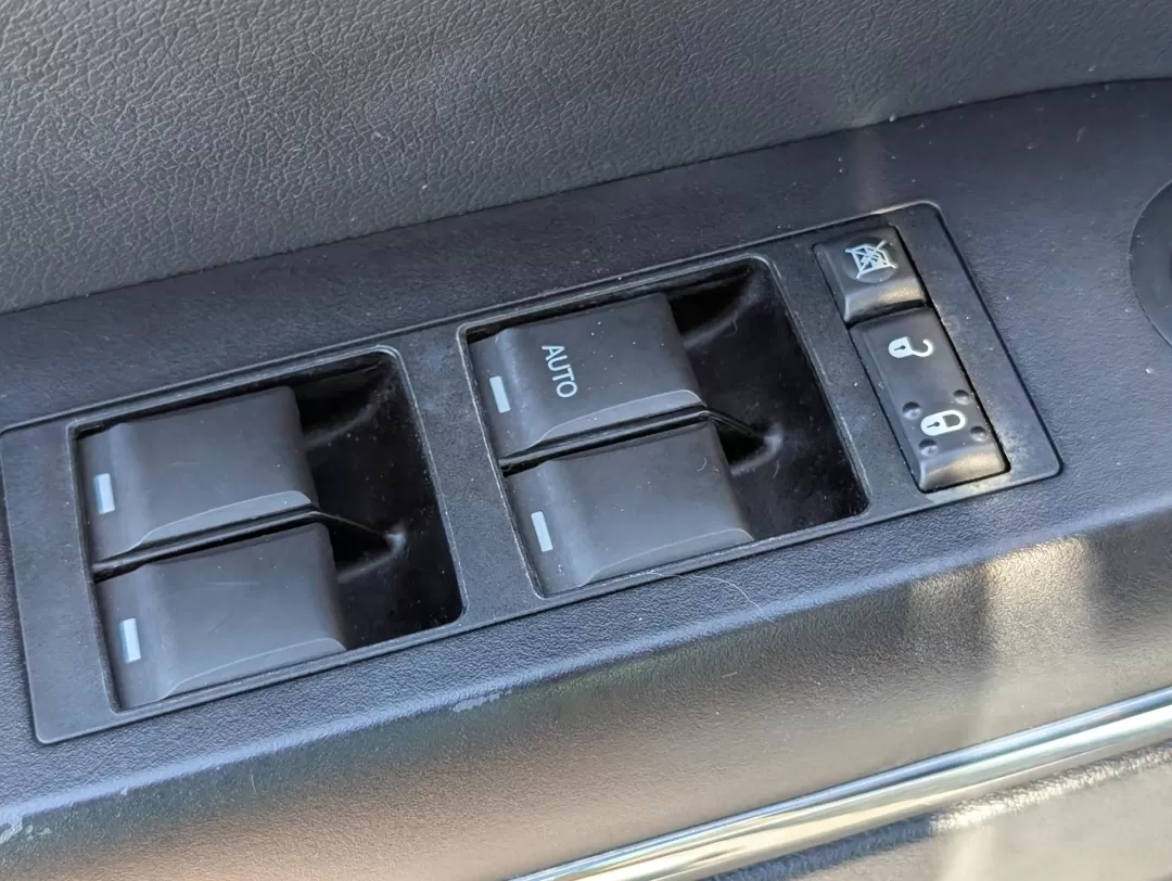 2014 /Dark Slate Gray Jeep Patriot Limited (1C4NJPCB8ED) with an Other engine, located at 5115 14th Ave., Columbus, GA, 31904, (706) 323-0345, 32.511494, -84.971046 - Discover the ultimate blend of style and practicality with the 2014 Jeep Patriot Limited, an SUV designed for those who refuse to compromise on adventure or comfort. Whether you're exploring the scenic routes of the Chattahoochee River or commuting through the bustling streets of Phenix City, AL, th - Photo#10