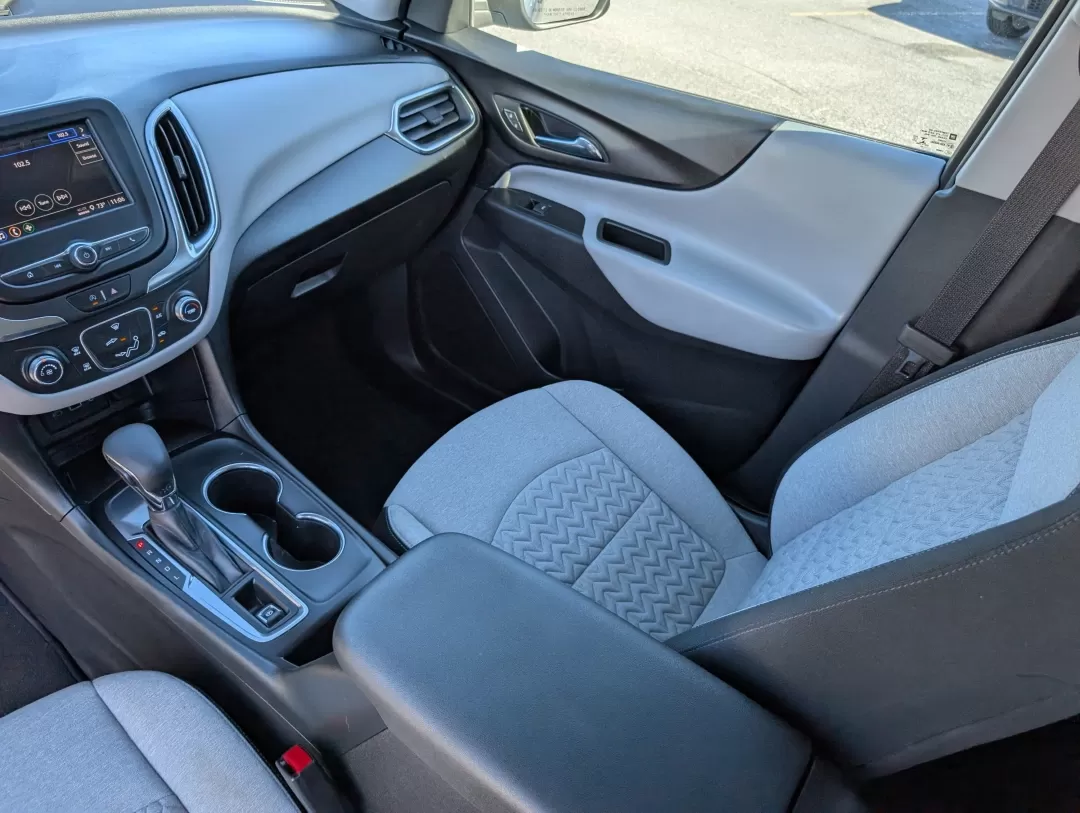 2022 /Medium Ash Gray Chevrolet Equinox LS (3GNAXHEV9NS) with an Other engine, located at 3959 U.S. 80 W, Phenix City, AL, 36870, (334) 297-4885, 32.469296, -85.135185 - **Discover Your Perfect Adventure Companion: 2022 Chevrolet Equinox LS at Gils Auto!**<br /> <br /> Are you in search of a reliable SUV that fits seamlessly into your active lifestyle? Look no further than the 2022 Chevrolet Equinox LS, now available at Gils Auto in Phenix City, AL. This versatile s - Photo#15