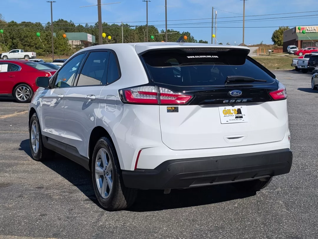 2021 Ford Edge SE (2FMPK3G99MB) with an Other engine, located at 7000 Northlake Connector, Columbus, GA, 31904, (706) 987-8085, 32.524975, -84.978134 - Are you in the market for a reliable and stylish SUV that fits your active lifestyle? Look no further than this 2021 Ford Edge SE, available now at Gils Auto in Phenix City, AL! With its spacious interior and impressive fuel efficiency, this SUV is perfect for growing families, daily commuters, or a - Photo#6