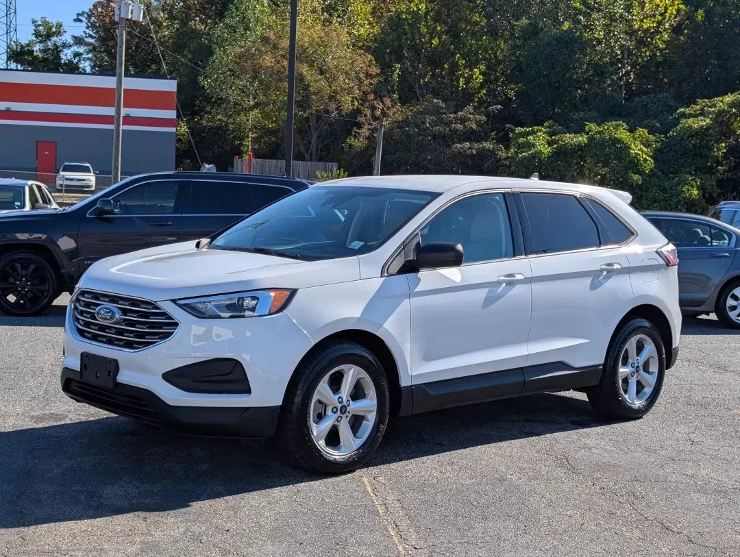 2021 Ford Edge SE (2FMPK3G99MB) with an Other engine, located at 7000 Northlake Connector, Columbus, GA, 31904, (706) 987-8085, 32.524975, -84.978134 - Are you in the market for a reliable and stylish SUV that fits your active lifestyle? Look no further than this 2021 Ford Edge SE, available now at Gils Auto in Phenix City, AL! With its spacious interior and impressive fuel efficiency, this SUV is perfect for growing families, daily commuters, or a - Photo#7
