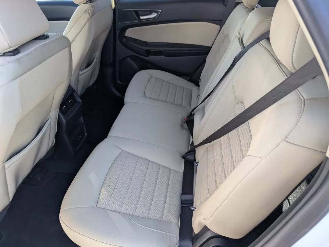 2021 Ford Edge SE (2FMPK3G99MB) with an Other engine, located at 7000 Northlake Connector, Columbus, GA, 31904, (706) 987-8085, 32.524975, -84.978134 - Are you in the market for a reliable and stylish SUV that fits your active lifestyle? Look no further than this 2021 Ford Edge SE, available now at Gils Auto in Phenix City, AL! With its spacious interior and impressive fuel efficiency, this SUV is perfect for growing families, daily commuters, or a - Photo#12