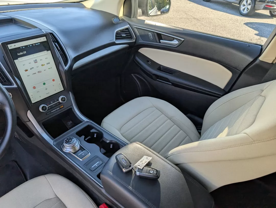 2021 Ford Edge SE (2FMPK3G99MB) with an Other engine, located at 7000 Northlake Connector, Columbus, GA, 31904, (706) 987-8085, 32.524975, -84.978134 - Are you in the market for a reliable and stylish SUV that fits your active lifestyle? Look no further than this 2021 Ford Edge SE, available now at Gils Auto in Phenix City, AL! With its spacious interior and impressive fuel efficiency, this SUV is perfect for growing families, daily commuters, or a - Photo#14