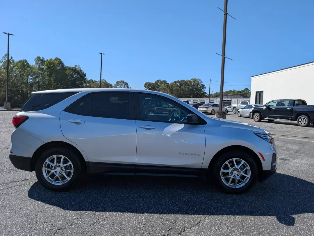 2022 /Medium Ash Gray Chevrolet Equinox LS (2GNAXHEV7N6) with an Other engine, located at 804 22nd Ave, Phenix City, AL, 36870, (334) 297-1860, 32.484749, -85.024475 - 2022 Chevrolet Equinox LS - Photo#3