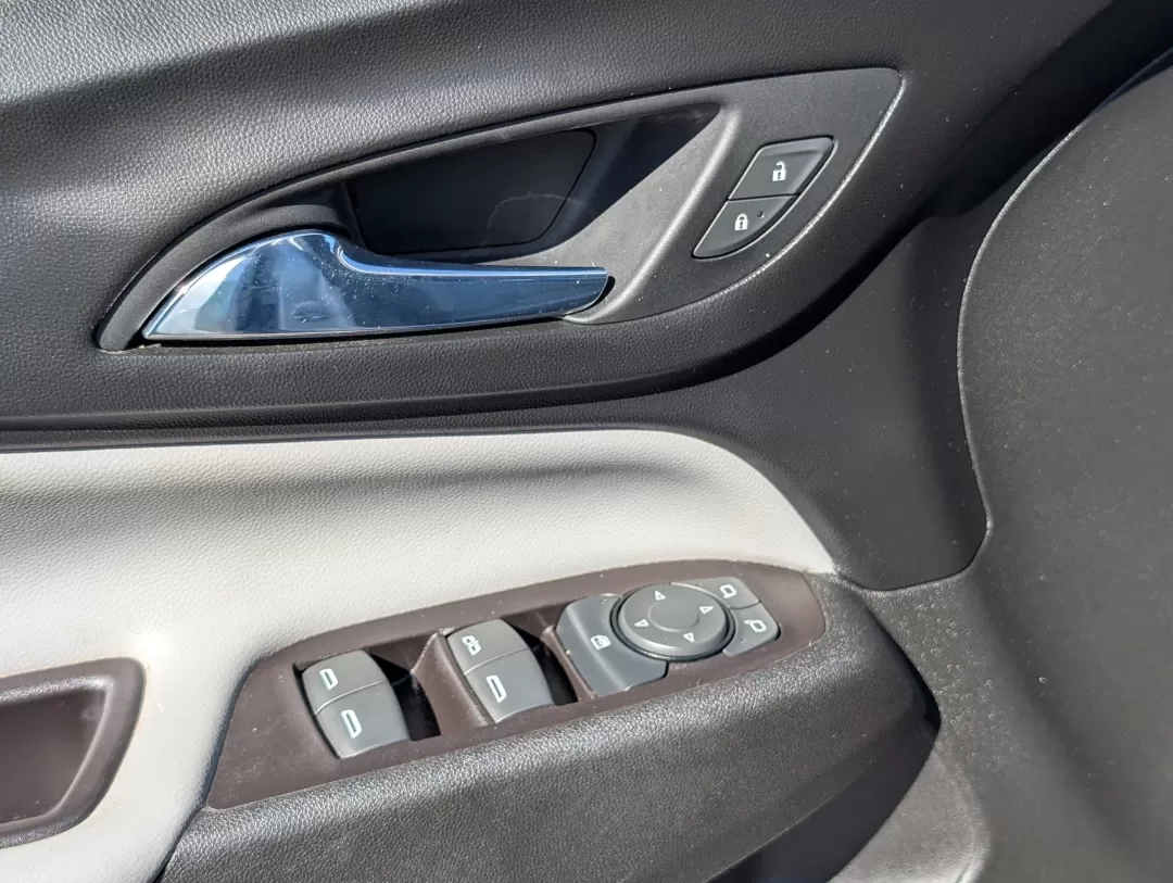 2022 /Medium Ash Gray Chevrolet Equinox LS (2GNAXHEV7N6) with an Other engine, located at 804 22nd Ave, Phenix City, AL, 36870, (334) 297-1860, 32.484749, -85.024475 - 2022 Chevrolet Equinox LS - Photo#10