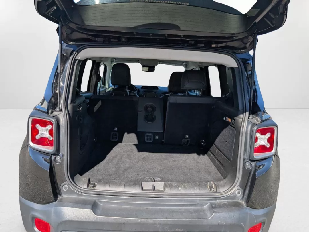 2016 /Black Jeep Renegade Limited (ZACCJBDT2GP) with an Other engine, located at 521 Old Farm Lane Rd, Prattville, AL, 36066, (334) 325-1505, 32.482460, -86.416367 - **Explore the Great Outdoors with the 2016 Jeep Renegade Limited - Your Adventure Awaits!**<br /> <br /> Are you ready to elevate your weekend adventures? The 2016 Jeep Renegade Limited is the perfect companion for those who crave the thrill of exploration while enjoying the comforts of a modern cro - Photo#9