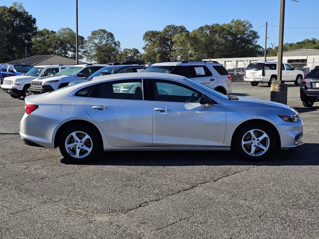 2018 /Jet Black Chevrolet Malibu LS (1G1ZB5ST1JF) with an Other engine, located at 3959 U.S. 80 W, Phenix City, AL, 36870, (334) 297-4885, 32.469296, -85.135185 - **Discover Your New Adventure with the 2018 Chevrolet Malibu at Gils Auto in Prattville, AL!**<br /> <br /> Are you ready to elevate your daily commute or embark on weekend adventures without breaking the bank? Look no further than the 2018 Chevrolet Malibu, available now at Gils Auto! This well-rou - Photo#3