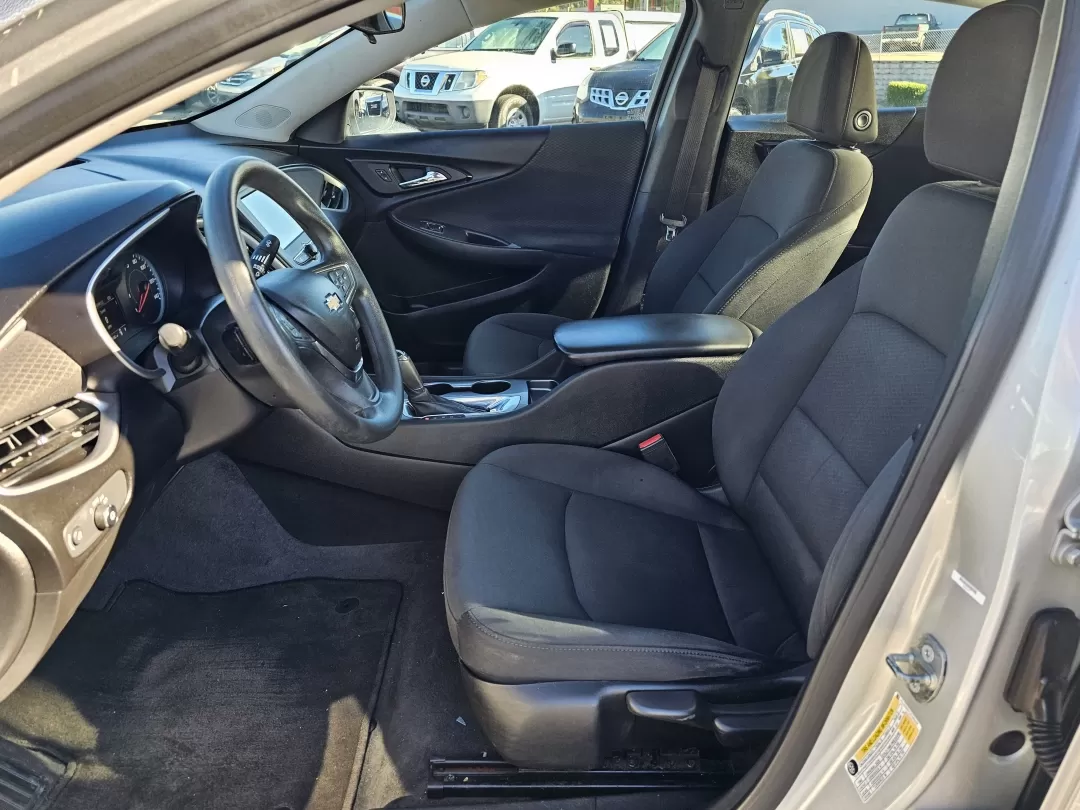 2018 /Jet Black Chevrolet Malibu LS (1G1ZB5ST1JF) with an Other engine, located at 3959 U.S. 80 W, Phenix City, AL, 36870, (334) 297-4885, 32.469296, -85.135185 - **Discover Your New Adventure with the 2018 Chevrolet Malibu at Gils Auto in Prattville, AL!**<br /> <br /> Are you ready to elevate your daily commute or embark on weekend adventures without breaking the bank? Look no further than the 2018 Chevrolet Malibu, available now at Gils Auto! This well-rou - Photo#9
