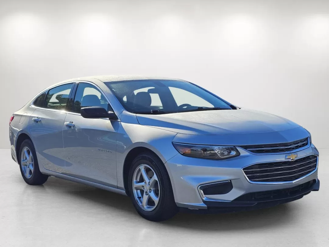 2018 /Jet Black Chevrolet Malibu LS (1G1ZB5ST1JF) with an Other engine, located at 3959 U.S. 80 W, Phenix City, AL, 36870, (334) 297-4885, 32.469296, -85.135185 - **Discover Your New Adventure with the 2018 Chevrolet Malibu at Gils Auto in Prattville, AL!**<br /> <br /> Are you ready to elevate your daily commute or embark on weekend adventures without breaking the bank? Look no further than the 2018 Chevrolet Malibu, available now at Gils Auto! This well-rou - Photo#3