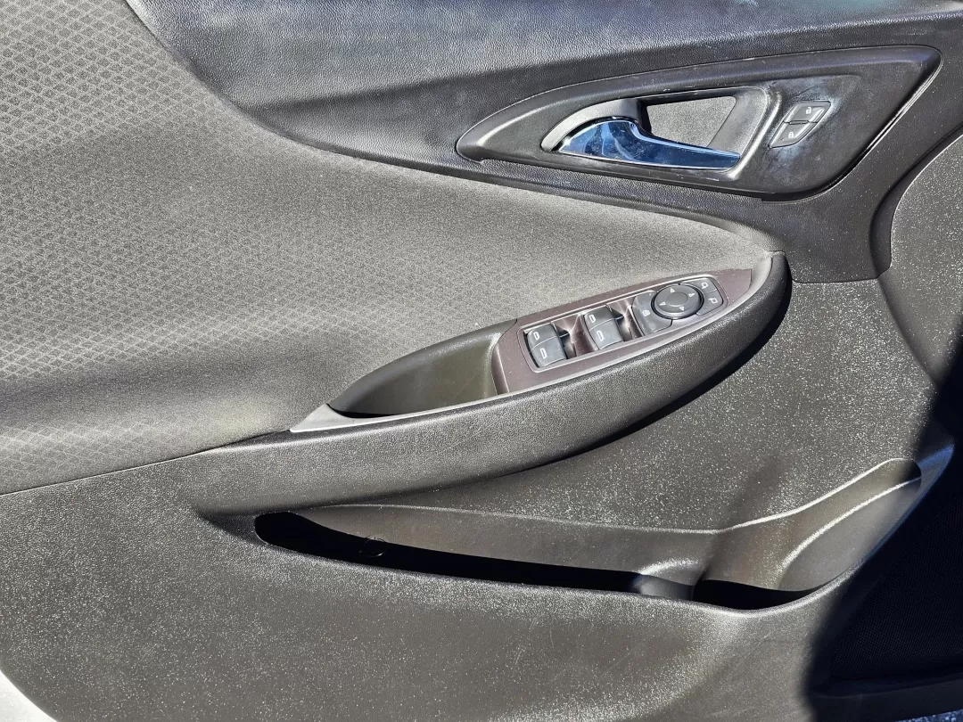 2018 /Jet Black Chevrolet Malibu LS (1G1ZB5ST1JF) with an Other engine, located at 3959 U.S. 80 W, Phenix City, AL, 36870, (334) 297-4885, 32.469296, -85.135185 - **Discover Your New Adventure with the 2018 Chevrolet Malibu at Gils Auto in Prattville, AL!**<br /> <br /> Are you ready to elevate your daily commute or embark on weekend adventures without breaking the bank? Look no further than the 2018 Chevrolet Malibu, available now at Gils Auto! This well-rou - Photo#9