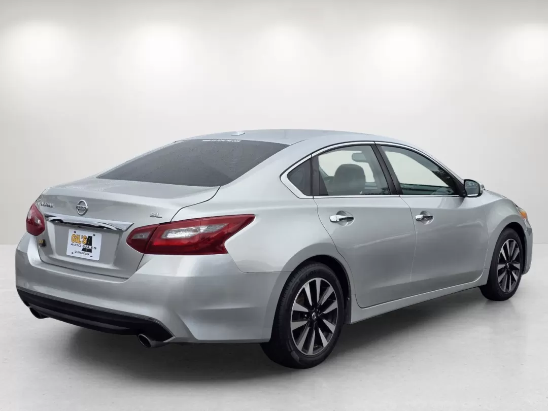 2018 /Charcoal Nissan Altima 2.5 SL (1N4AL3AP4JC) with an Other engine, located at 3959 U.S. 80 W, Phenix City, AL, 36870, (334) 297-4885, 32.469296, -85.135185 - ### Discover the 2018 Nissan Altima 2.5 SL Your Perfect Commuter Companion!<br /> <br /> Are you searching for a reliable vehicle that seamlessly fits into your busy lifestyle? Look no further than this stunning 2018 Nissan Altima 2.5 SL, now available at Gils Auto in Phenix City, AL! This sedan is - Photo#5