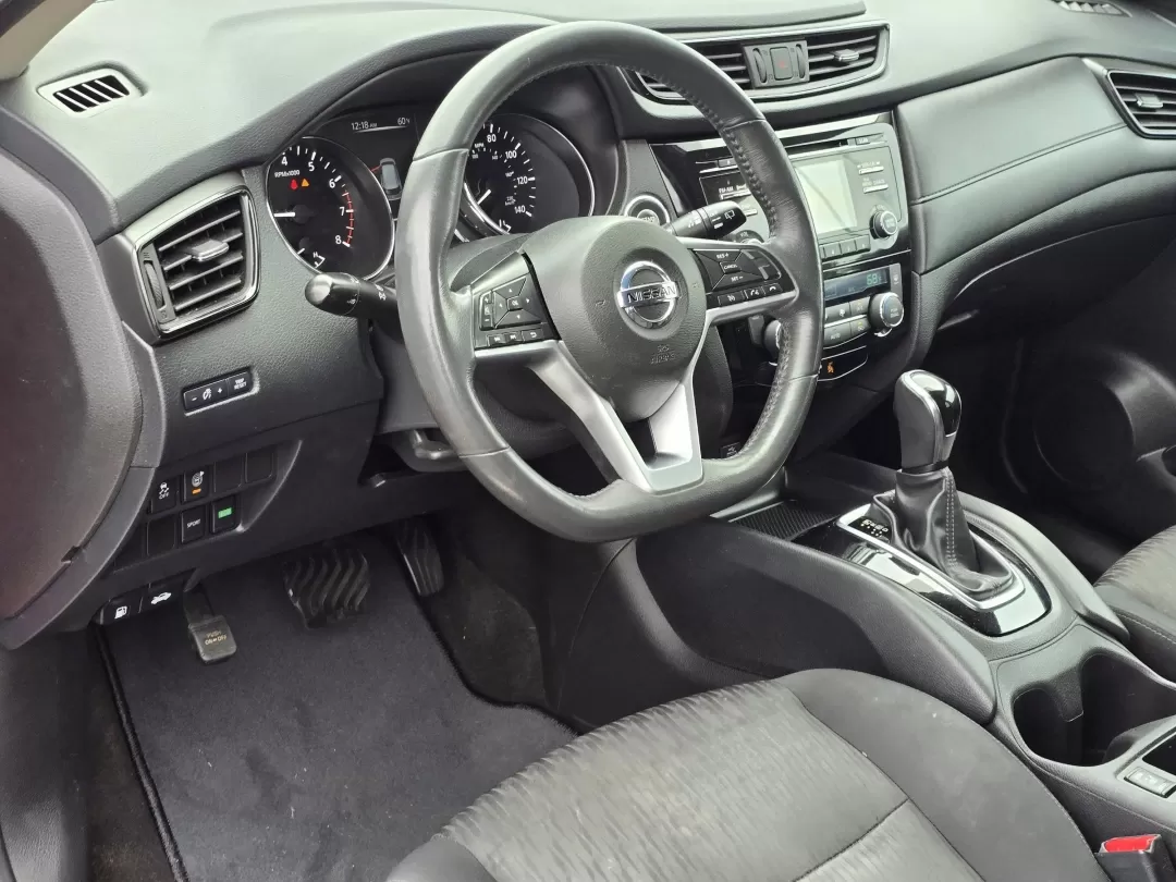 2017 /Charcoal Nissan Rogue SV (5N1AT2MT0HC) with an Other engine, located at 521 Old Farm Lane Rd, Prattville, AL, 36066, (334) 325-1505, 32.482460, -86.416367 - Discover the perfect blend of style, comfort, and reliability with the 2017 Nissan Rogue SV, available now at Gils Auto in Phenix City, AL. This versatile SUV is not just a vehicle; it's your next adventure partner-ideal for growing families, daily commuters, or anyone seeking a touch of elegance in - Photo#11