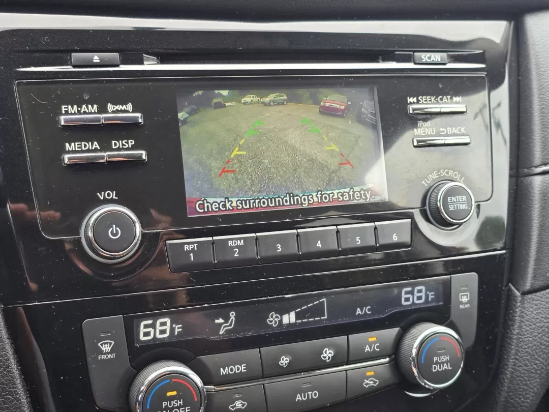 2017 /Charcoal Nissan Rogue SV (5N1AT2MT0HC) with an Other engine, located at 521 Old Farm Lane Rd, Prattville, AL, 36066, (334) 325-1505, 32.482460, -86.416367 - Discover the perfect blend of style, comfort, and reliability with the 2017 Nissan Rogue SV, available now at Gils Auto in Phenix City, AL. This versatile SUV is not just a vehicle; it's your next adventure partner-ideal for growing families, daily commuters, or anyone seeking a touch of elegance in - Photo#18