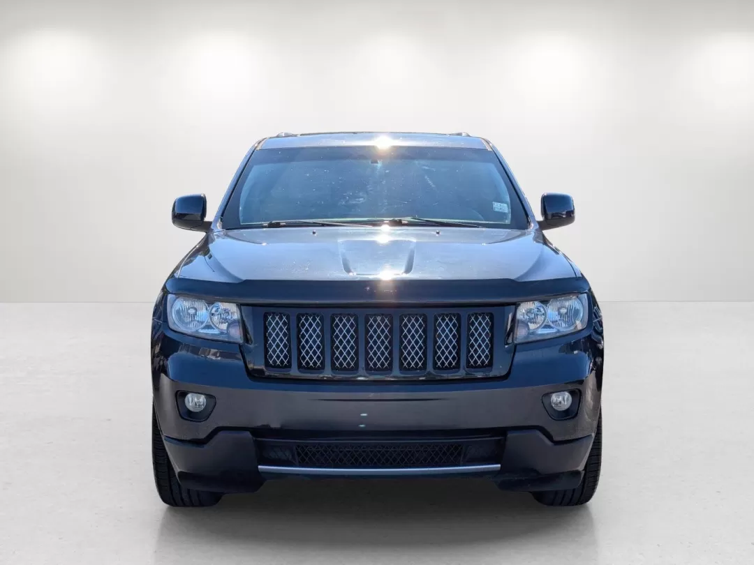 2012 /Dark Graystone/Medium Graystone Jeep Grand Cherokee Laredo Altitude (1C4RJEAG0CC) with an Other engine, located at 804 22nd Ave, Phenix City, AL, 36870, (334) 297-1860, 32.484749, -85.024475 - **Unleash Your Adventurous Spirit with the 2012 Jeep Grand Cherokee Laredo Altitude!**<br /> <br /> Are you looking for the perfect vehicle to elevate your lifestyle? Whether it's weekend getaways, daily commutes, or family road trips, the 2012 Jeep Grand Cherokee Laredo Altitude is designed to meet - Photo#1