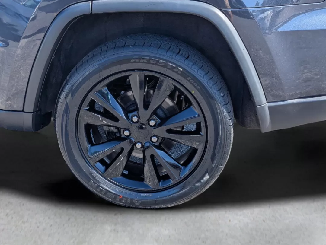 2012 /Dark Graystone/Medium Graystone Jeep Grand Cherokee Laredo Altitude (1C4RJEAG0CC) with an Other engine, located at 804 22nd Ave, Phenix City, AL, 36870, (334) 297-1860, 32.484749, -85.024475 - **Unleash Your Adventurous Spirit with the 2012 Jeep Grand Cherokee Laredo Altitude!**<br /> <br /> Are you looking for the perfect vehicle to elevate your lifestyle? Whether it's weekend getaways, daily commutes, or family road trips, the 2012 Jeep Grand Cherokee Laredo Altitude is designed to meet - Photo#7