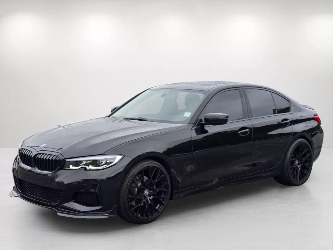 2019 BMW 3 Series 330i (WBA5R1C57KA) with an Other engine, located at 3959 U.S. 80 W, Phenix City, AL, 36870, (334) 297-4885, 32.469296, -85.135185 - **Experience Luxury and Performance with the 2019 BMW 3 Series at Gils Auto Phenix City, AL!**<br /> <br /> Are you ready to elevate your driving experience? This stunning 2019 BMW 3 Series 330i sedan is not just a vehicle; it's a lifestyle upgrade designed for those who appreciate performance, com - Photo#1