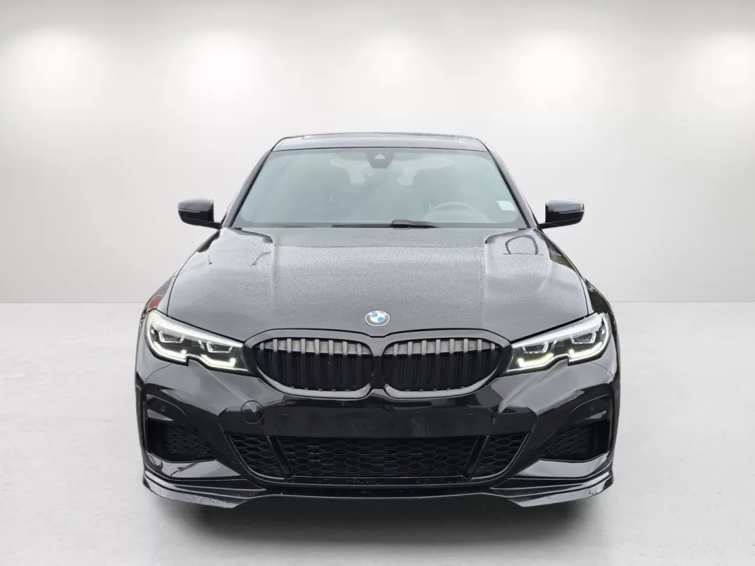 2019 BMW 3 Series 330i (WBA5R1C57KA) with an Other engine, located at 3959 U.S. 80 W, Phenix City, AL, 36870, (334) 297-4885, 32.469296, -85.135185 - **Experience Luxury and Performance with the 2019 BMW 3 Series at Gils Auto Phenix City, AL!**<br /> <br /> Are you ready to elevate your driving experience? This stunning 2019 BMW 3 Series 330i sedan is not just a vehicle; it's a lifestyle upgrade designed for those who appreciate performance, com - Photo#2