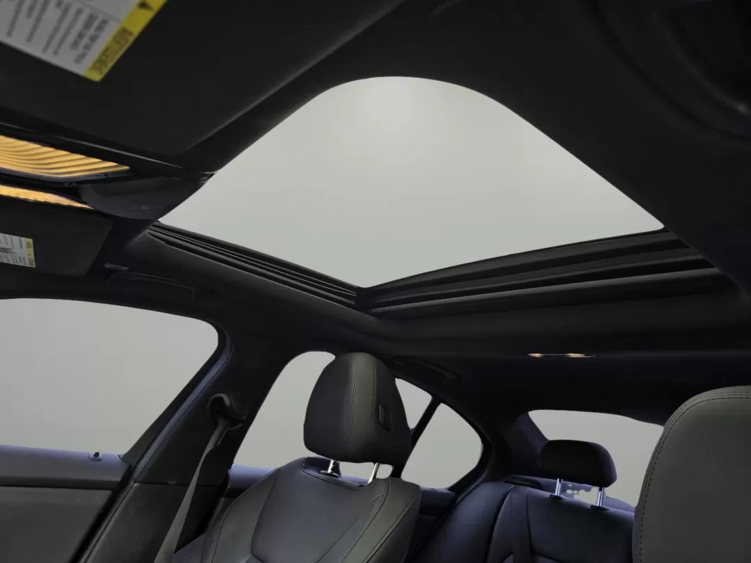 2019 BMW 3 Series 330i (WBA5R1C57KA) with an Other engine, located at 3959 U.S. 80 W, Phenix City, AL, 36870, (334) 297-4885, 32.469296, -85.135185 - **Experience Luxury and Performance with the 2019 BMW 3 Series at Gils Auto Phenix City, AL!**<br /> <br /> Are you ready to elevate your driving experience? This stunning 2019 BMW 3 Series 330i sedan is not just a vehicle; it's a lifestyle upgrade designed for those who appreciate performance, com - Photo#14