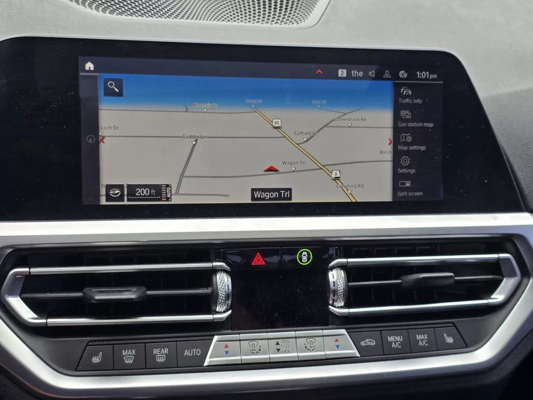 2019 BMW 3 Series 330i (WBA5R1C57KA) with an Other engine, located at 3959 U.S. 80 W, Phenix City, AL, 36870, (334) 297-4885, 32.469296, -85.135185 - **Experience Luxury and Performance with the 2019 BMW 3 Series at Gils Auto Phenix City, AL!**<br /> <br /> Are you ready to elevate your driving experience? This stunning 2019 BMW 3 Series 330i sedan is not just a vehicle; it's a lifestyle upgrade designed for those who appreciate performance, com - Photo#19