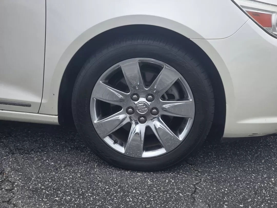 2012 /Cashmere Buick LaCrosse Premium 1 (1G4GD5G33CF) with an Other engine, located at 3959 U.S. 80 W, Phenix City, AL, 36870, (334) 297-4885, 32.469296, -85.135185 - **Drive in Style and Comfort: 2012 Buick LaCrosse Premium 1 Sedan at Gils Auto Your Buy Here Pay Here Destination!**<br /> <br /> Are you in the market for a luxurious yet practical vehicle that perfectly fits your lifestyle? Look no further! This stunning 2012 Buick LaCrosse Premium 1 is the perfe - Photo#7